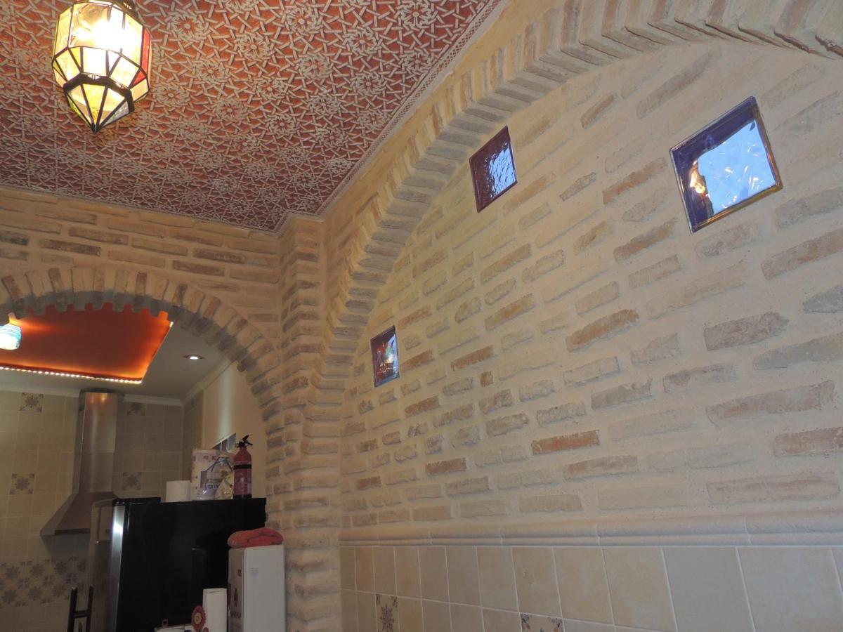 Casa Marhaba - Welcome Севилья Экстерьер фото
