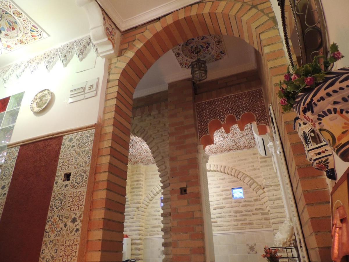 Casa Marhaba - Welcome Севилья Экстерьер фото