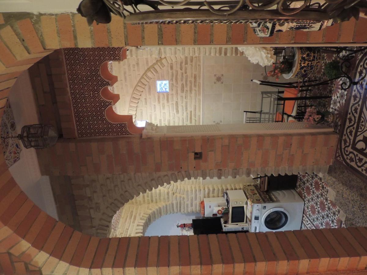 Casa Marhaba - Welcome Севилья Экстерьер фото