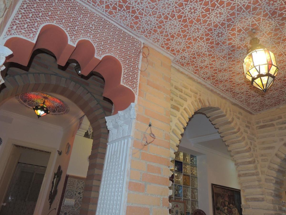 Casa Marhaba - Welcome Севилья Экстерьер фото
