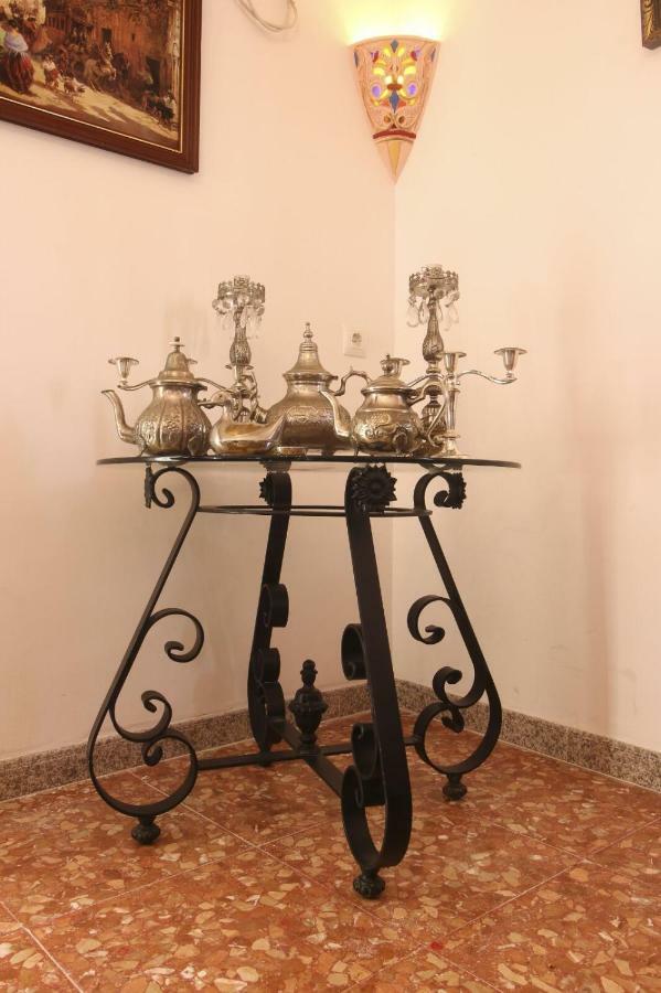 Casa Marhaba - Welcome Севилья Экстерьер фото
