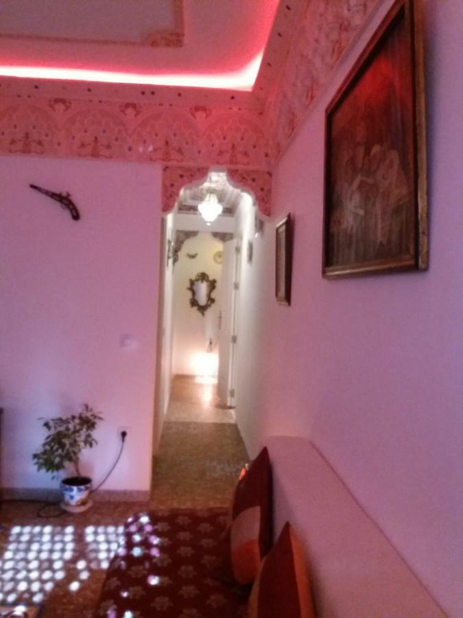 Casa Marhaba - Welcome Севилья Экстерьер фото