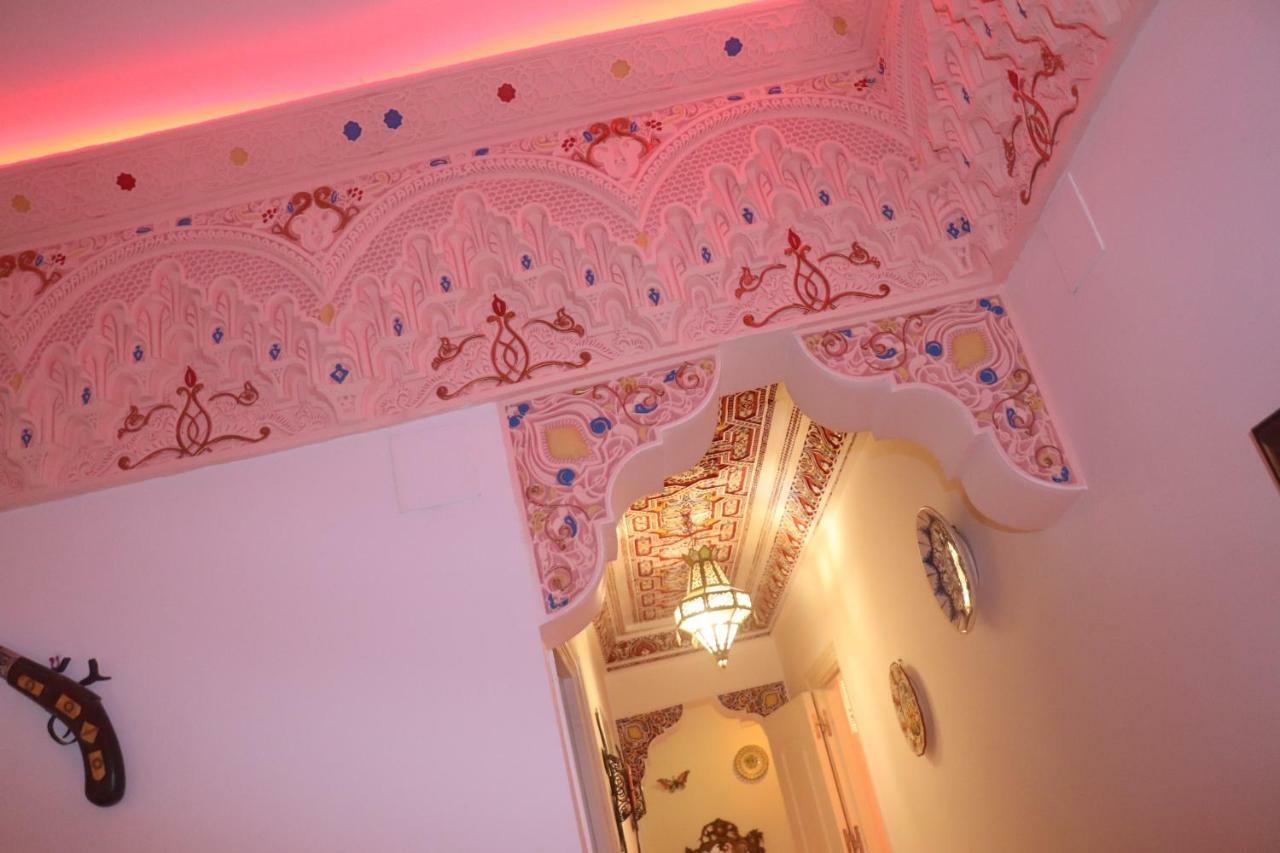 Casa Marhaba - Welcome Севилья Экстерьер фото